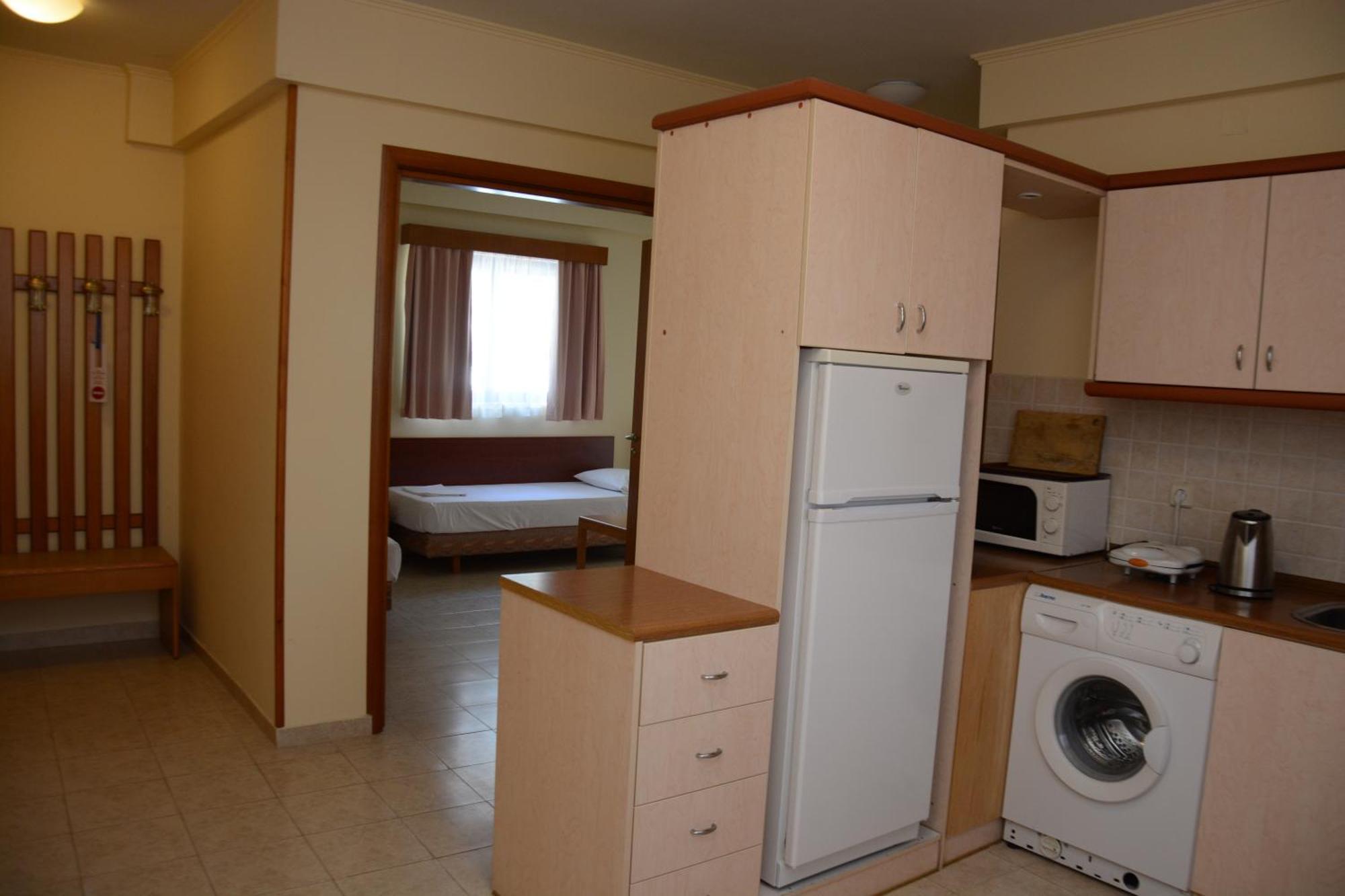 Niki Hotel Apartments Ялиссос Номер фото